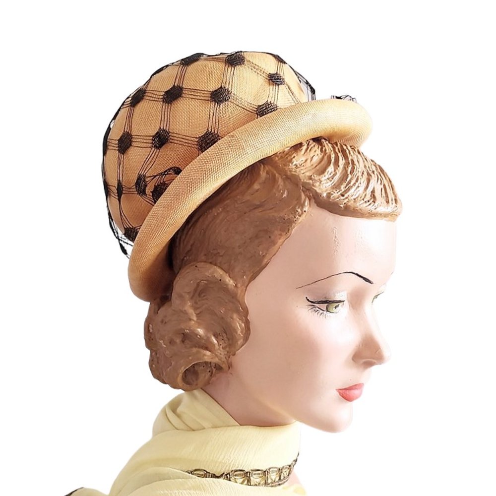 1960s Vintage Small Bubble Derby Style Tan Straw Hat With Black Netting Mr John